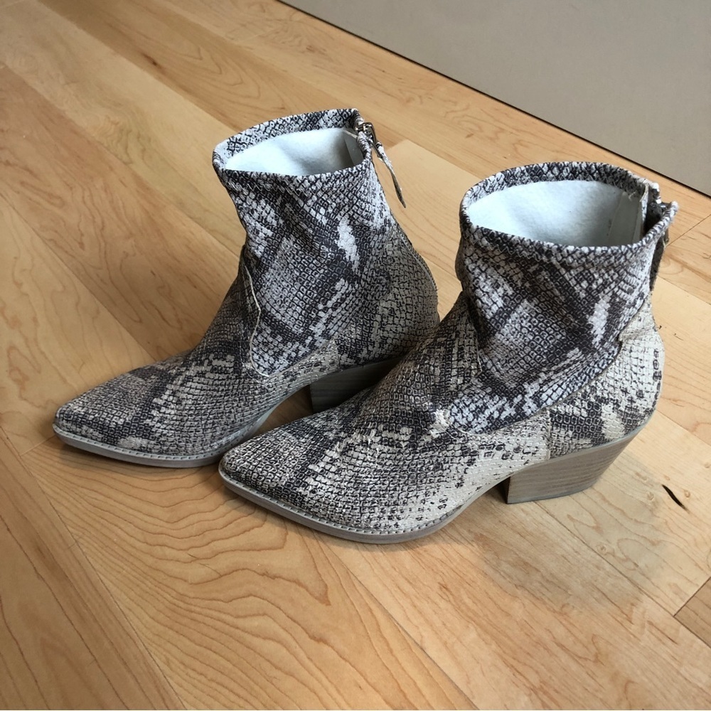 Dolce Vita Snake Print Ankle Boots - Picture 3 of 6